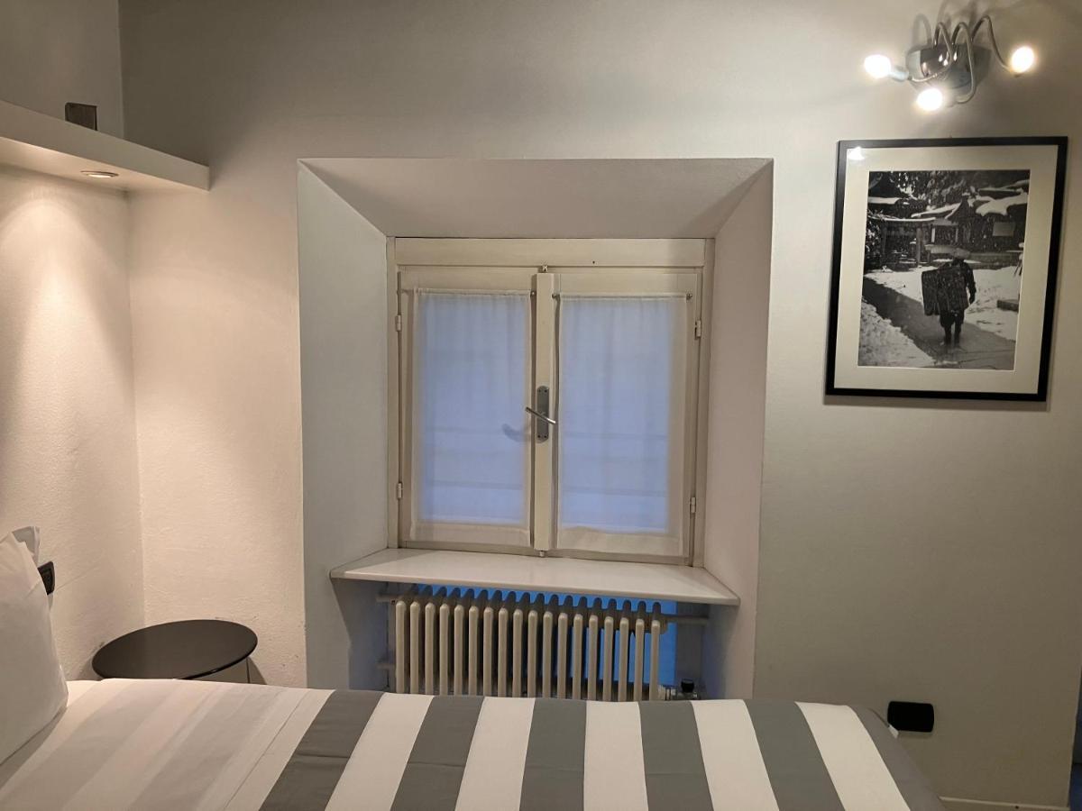 Cute And Cozy Centro Citta' Apartment Bergamo Bagian luar foto