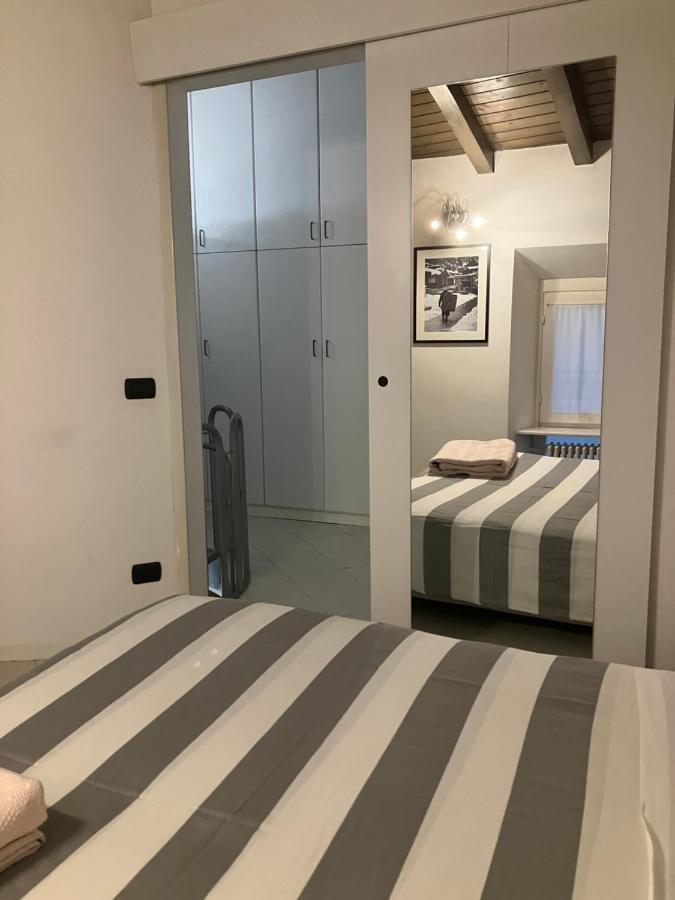 Cute And Cozy Centro Citta' Apartment Bergamo Bagian luar foto