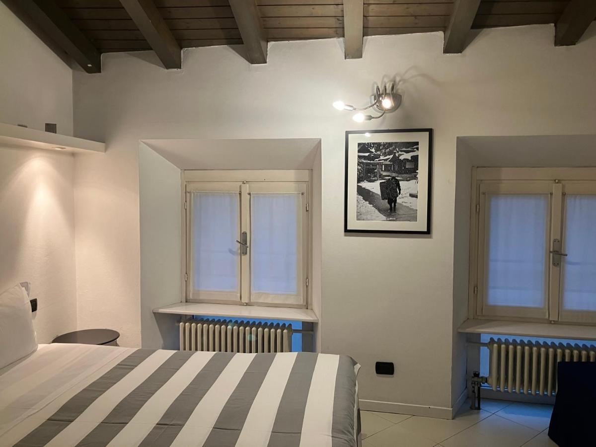 Cute And Cozy Centro Citta' Apartment Bergamo Bagian luar foto