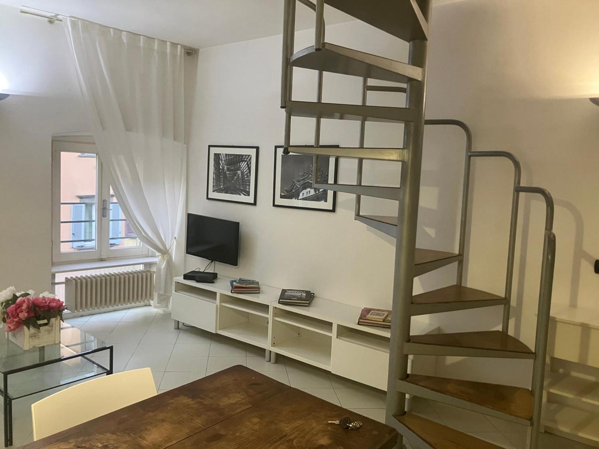 Cute And Cozy Centro Citta' Apartment Bergamo Bagian luar foto